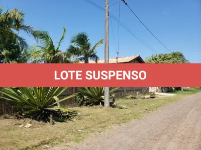 LOTE 001 - Terreno Urbano, com edificação, situado no jardim monte carlo, na Itapeva em Torres RS