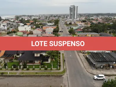 LOTE 001 - Dois Terrenos, Lote 01 e 02 da quadra C, com casa de alvenaria com dois pavimentos, na praia Verde Mar em Arroio do Sal/RS