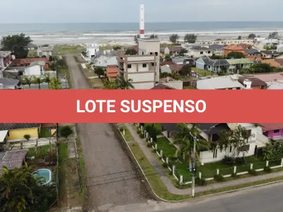 LOTE 001 - Dois Terrenos, Lote 01 e 02 da quadra C, com casa de alvenaria com dois pavimentos, na praia Verde Mar em Arroio do Sal/RS