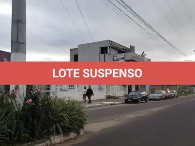 LOTE 001 - UM TERRENO URBANO, com benfeitorias, localizado na Avenida Independência, 1080, Bairro Curtume, na Cidade de Torres/RS