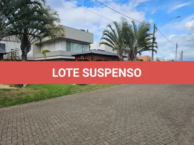 LOTE 001 - UMA CASA DE ALVENARIA COM APROXIMADAMENTE 340,10M² CONSTRUÍDA SOBRE O LOTE F6 DA QUADRA F, DO CONDOMÍNIO HORIZONTAL OCEAN SIDE, TORRES/RS