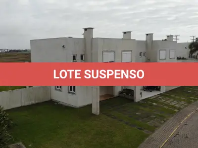 LOTE 001 - UMA CASA DE Nº 08 (OITO) DA QUADRA Nº 06 (SEIS) DO CONDOMÍNIO HORIZONTAL DE RESIDÊNCIAS “ATLANTIS” (PATEO MARBELLA) NO MUNICÍPIO DE XANGRI-LÁ/RS