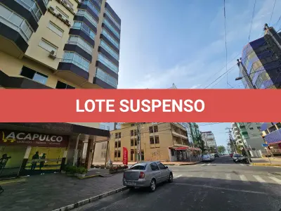 LOTE 001 - UM APARTAMENTO N° 504 (QUINHENTOS E QUATRO), do Edifício Comercial e Residencial TUIANE, situado na Rua 4 (quatro), n° 1143, na Praia ZONA NOVA DE CAPÃO DA CANOA, neste Município de CAPÃO DA CANOA/RS