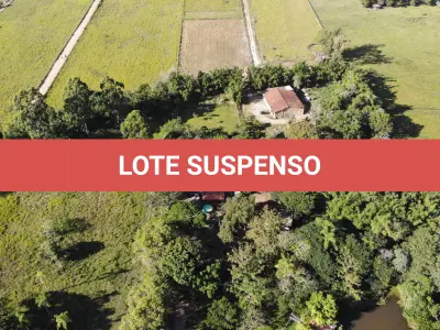 LOTE 004 - A FRAÇÃO IDEAL EQUIVALENTE A TRÊS MIL QUINHENTOS E TRINTA E UM METROS E VINTE E CINCO CENTIMETROS QUADRADOS (3.531,25M²), QUE FAZ PARTE DE UM TODO MAIOR, SITUADO NO LUGAR DENOMINADO “SECÇÃO SALINA”, TORRES/RS