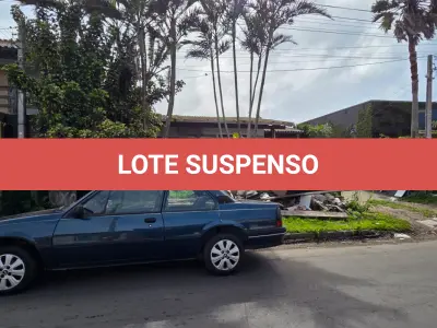 LOTE 001 - DIREITOS POSSESSÓRIOS DE UM TERRENO URBANO, COM EDIFICAÇÃO RESIDENCIAL EM ALVENARIA, situado na Rua Rio Guarita, n° 1120, MUNICÍPIO DE XANGRI-LÁ/RS.