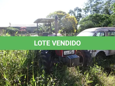LOTE 021 - TRATOR MASSEY-FERGUSON, ANO E MODELO 2009