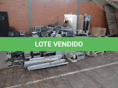 LOTE 010 - SUCATAS DE INFORMÁTICA, composto por impressoras, monitores, periféricos,  Cpus e etc