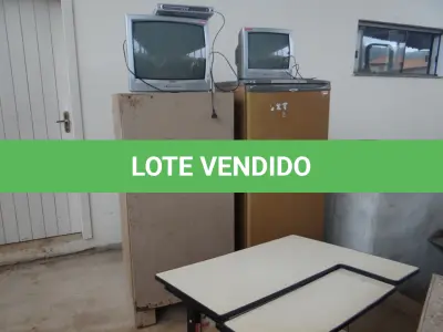 LOTE 007 - SUCATAS DE MÓVEIS