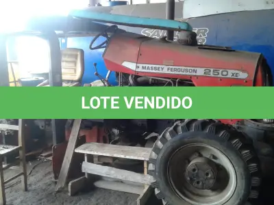 LOTE 011 - TRATOR MASSEY FERGUSON, 250 XE ANO 2010