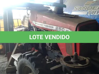 LOTE 011 - TRATOR MASSEY FERGUSON, 250 XE ANO 2010