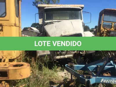 LOTE 002 - CAMINHÃO BASCULANTE, VOLVO N10
