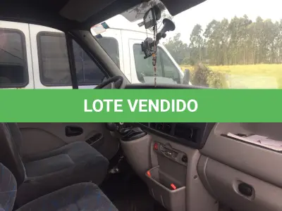 LOTE 024 - MICROONIBUS RENAULT, MASTER JAEDI 16P, ANO 2013