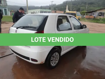 LOTE 004 - VEÍCULO FIAT PALIO FIRE, ANO 2015  MODELO 2016