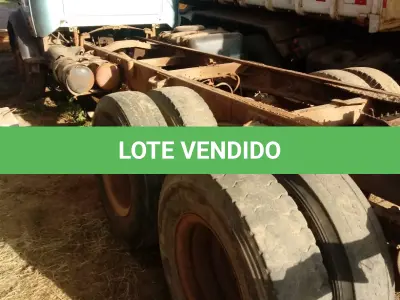 LOTE 006 - CAMINHÃO MERCEDES BENS 1517, ANO 1986