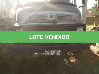 LOTE 006 - CAMINHÃO MERCEDES BENS 1517, ANO 1986