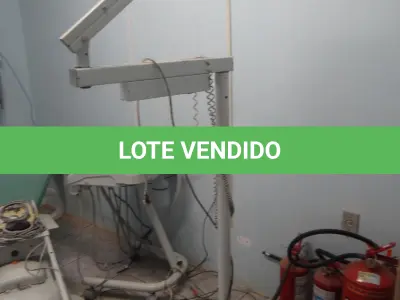 LOTE 002 - CADEIRA ODONTOLÓGICA
