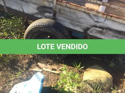 LOTE 009 - SUCATA - REBOQUE