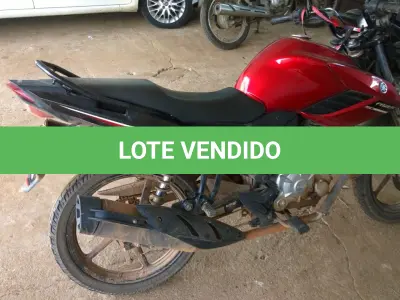 LOTE 008 - MOTOCICLETA YAMAHA/YS150 FAZER ED, ano e modelo 2014, 12CV  149CC