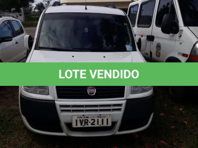 LOTE 003 - VEÍCULO FIAT/DOBLO, ATTRACTIV 1.4, placas IVR-2111, flex, ano e modelo 2014, cor branca