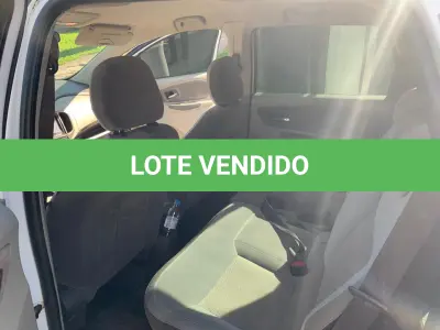 LOTE 005 - VEÍCULO CHEVROLET/SPIN, 1.8L AT LTZ, ano e modelo 2014, 7P 108CV.