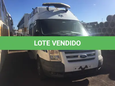 LOTE 003 - FURGÃO FORD TRANSIT, diesel, ano e modelo 2013