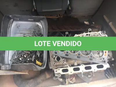 LOTE 008 - VEÍCULO RENAULT/SCENIC, RT 1.6 16V, placas ILI-9466, gasolina, ano e modelo 2003, cor branca.