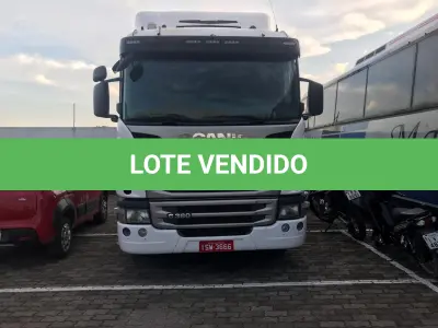 LOTE 002 - Caminhão Scania P360, 4x2, Ano 2012, Placas ISW 3666