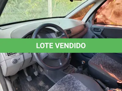 LOTE 002 - VEÍCULO GM/MERIVA, ano 2004 e modelo 2004