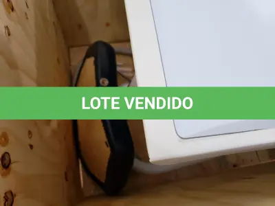 LOTE 012 - 02 CADEIRAS ODONTOLÓGICAS, MARCAS KAVO E GNATUS