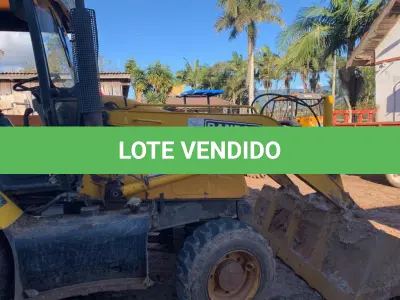 LOTE 004 - RETROESCAVADEIRA RANDON ANO 2013