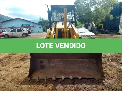 LOTE 006 - RETROESCAVADEIRA RANDON RK 406, 4X4, ANO 2013