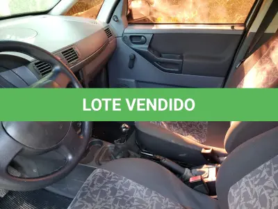 LOTE 002 - VEÍCULO GM/MERIVA, ano 2004 e modelo 2004
