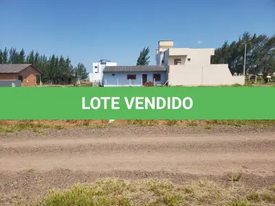 LOTE 001 - Um Terreno Urbano, formado pelos lotes 31 e 34 da quadra 14, no Balneário Alfa em Arroio do Sal/RS