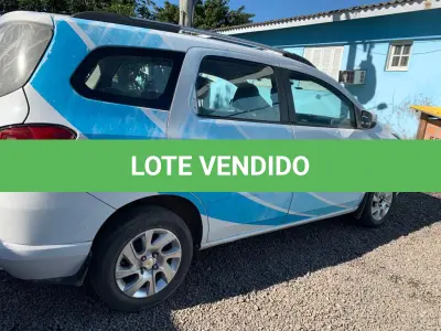 LOTE 008 - VEÍCULO GM SPIN 1.8 MT LTZ placa IVU 4534, Flex, ano 2014, modelo 2015, cor branca