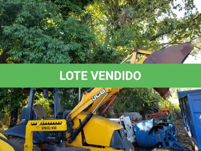 LOTE 008 - RETROESCAVADEIRA JCB, 3C PLUS 4X4, ANO 2012