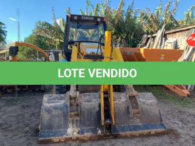 LOTE 004 - RETROESCAVADEIRA RANDON ANO 2013