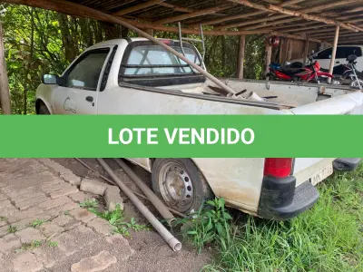 LOTE 007 - FORD/COURIER/Ambulância 1.6 L, placas IMK-7746, gasolina, ano e modelo 2005, cor branca