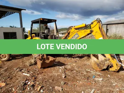 LOTE 004 - RETROESCAVADEIRA RANDON, ano 2013, 4x4