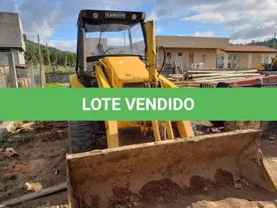 LOTE 004 - RETROESCAVADEIRA RANDON, ano 2013, 4x4