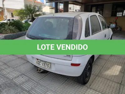 LOTE 008 - Veículo GM/Corsa Hatch Maxx, Ano 2007 Modelo 2008