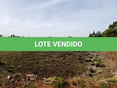 LOTE 001 - UM TERRENO URBANO, na Praia Riviera, lote 27 da quadra 18 em Torres/RS