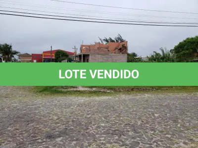 LOTE 001 - Terreno Urbano na Praia Bom Jesus, Lote 04 Quadra 10, em Arroio do Sal/RS