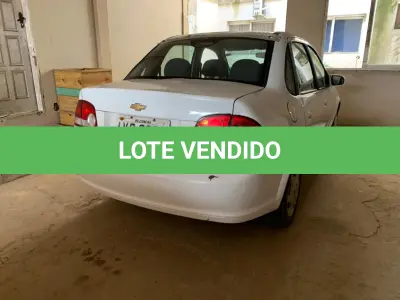 LOTE 004 - VEÍCULO CORSA CLASSIC, LS, ano 2014, modelo 2015