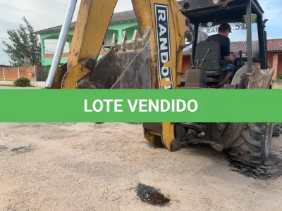 LOTE 016 - RETROESCAVADEIRA MA RANDON 406, Placas IUI 7562 ano/modelo 2013