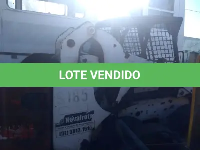 LOTE 009 - MINI CARREGADEIRA BOBCAT