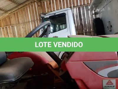 LOTE 003 - Trator Agrale 5075, diesel, ano e modelo 2015, não está funcionando