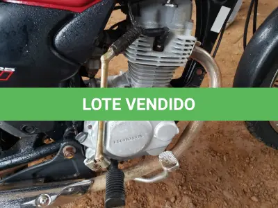 LOTE 007 - MOTOCICLETA HONDA CG, FAN 125, gasolina, placas INE  3399, vermelha, ano e modelo 2006