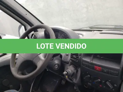 LOTE 006 - MICROONIBUS CITROEN/JUMPER, GREENCAR ES, PLACAS ITI-0923,  diesel, branca, ano 2012, modelo 2013