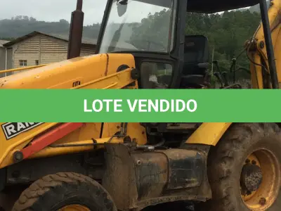 LOTE 001 - RETROESCAVADEIRA RANDON, Modelo RK-406B 4x4, Turbo C/110HP, ano e modelo 2010