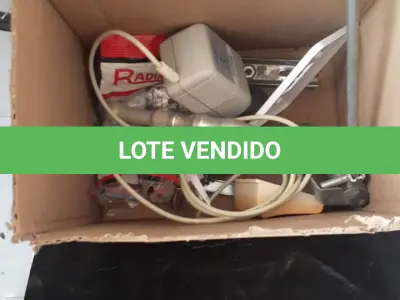 LOTE 004 - Móveis de escritório - Armários, cadeiras, mesas, arquivos entre outros